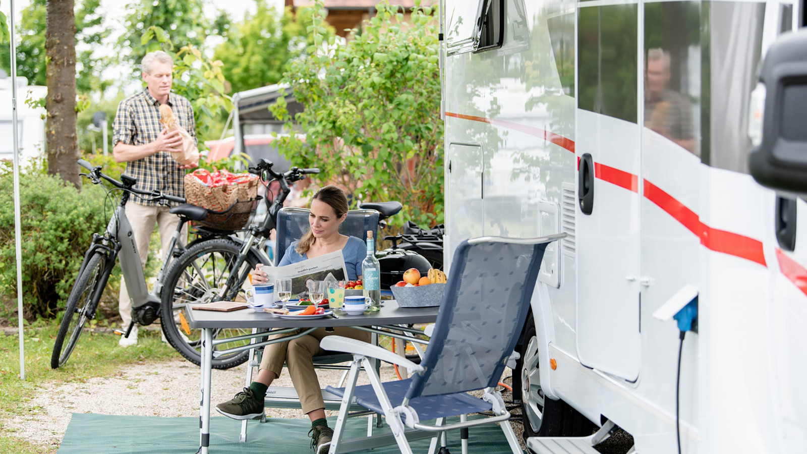 Die Campinganlagen im niederbayerischen Bad Füssing bieten ihren Gästen Camping mit Gesundheitsplus - erholsames Wohlfühl-Camping auf Wunsch mit Fünf-Sterne-Komfort, die Heilkraft des Bad Füssinger Thermalwasser inklusive.