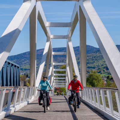 Brücke bei Deggendorf auf der Erlebnisradtour "Auenlandrunde"